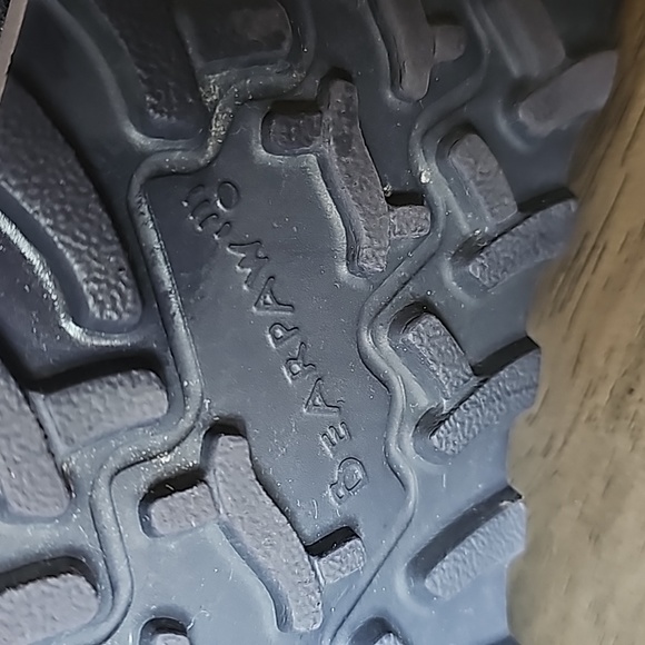 Bearpaw winter boots Womans size 10 - Picture 16 of 16